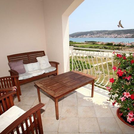 טרוגיר Apartman Dinka מראה חיצוני תמונה