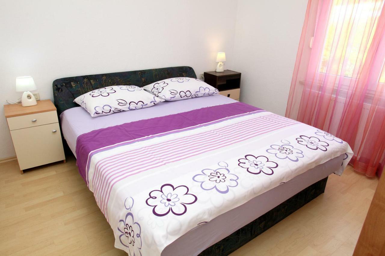 טרוגיר Apartman Dinka מראה חיצוני תמונה
