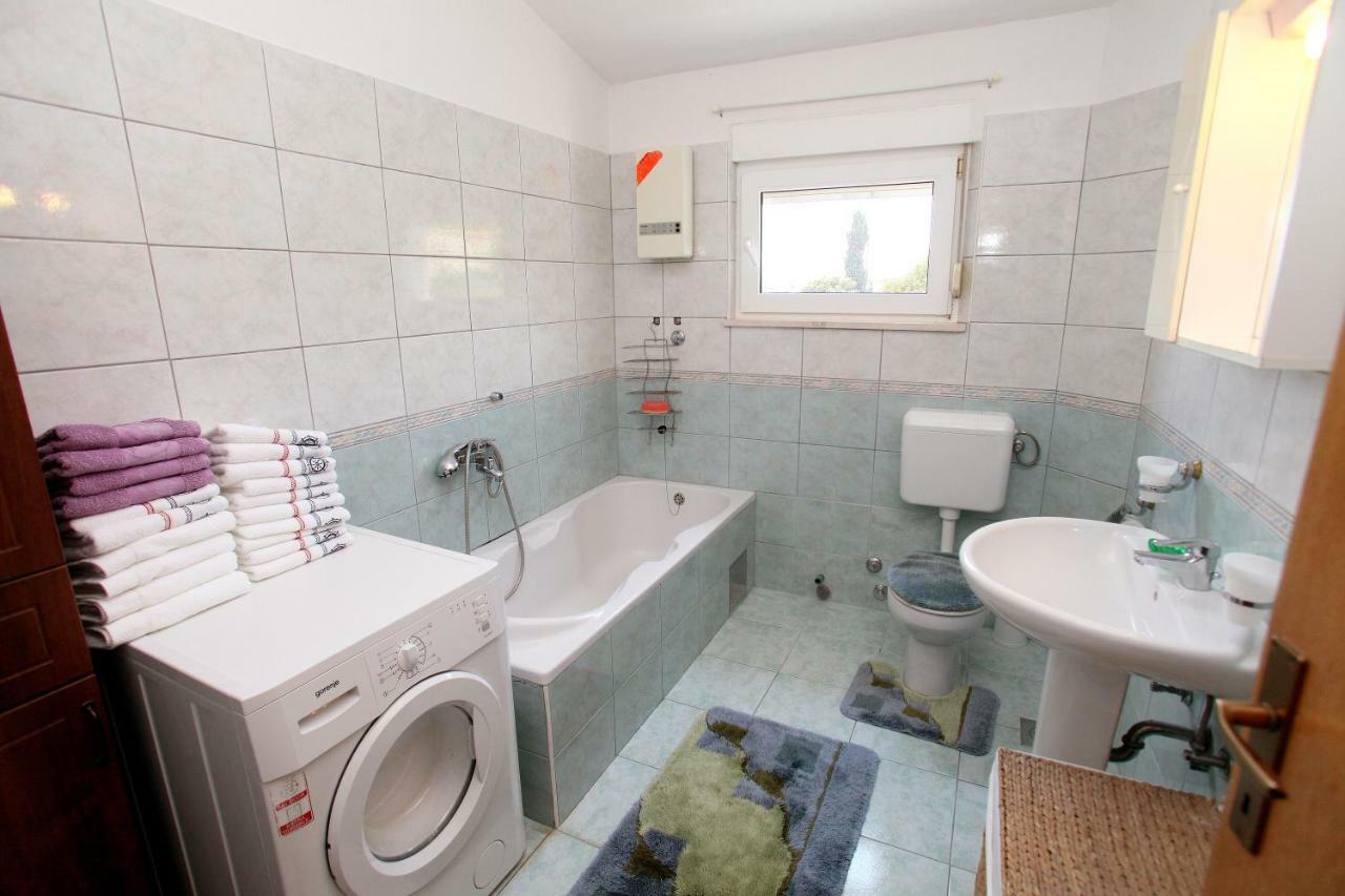 טרוגיר Apartman Dinka מראה חיצוני תמונה