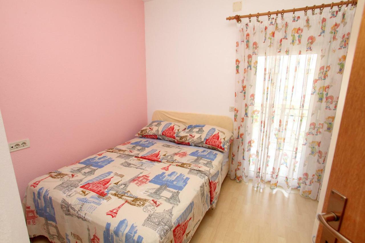 טרוגיר Apartman Dinka מראה חיצוני תמונה