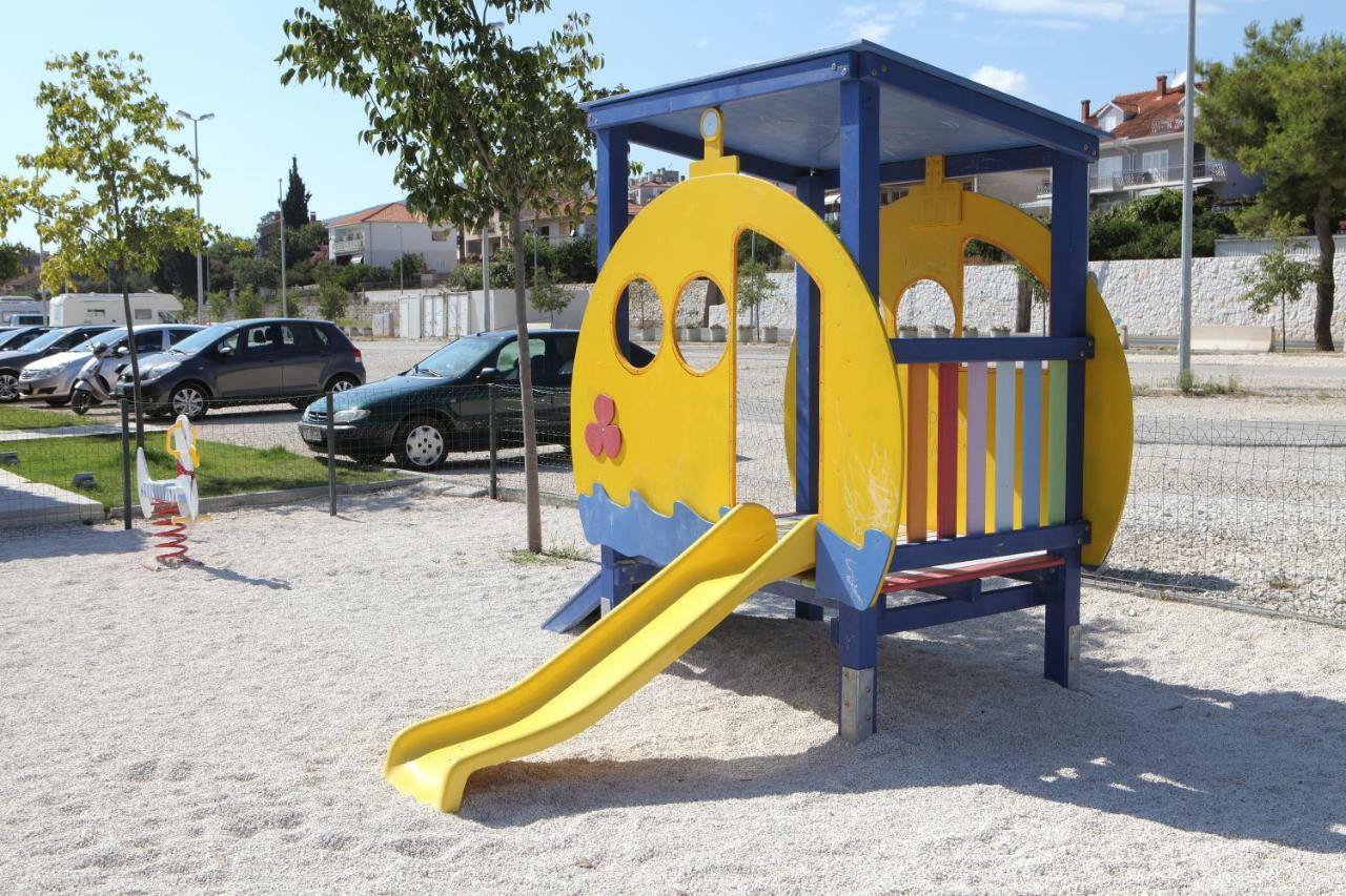 טרוגיר Apartman Dinka מראה חיצוני תמונה