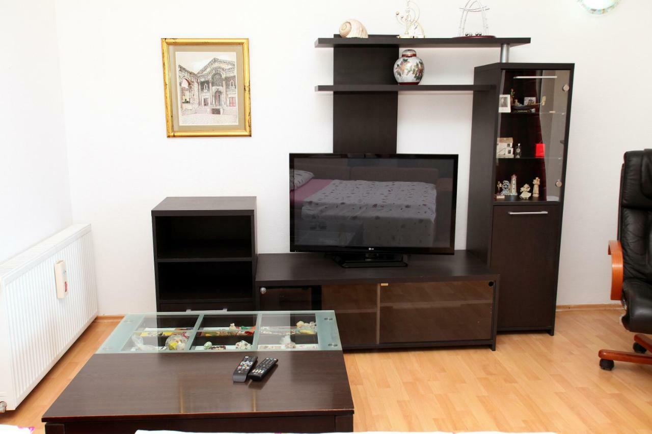 טרוגיר Apartman Dinka מראה חיצוני תמונה